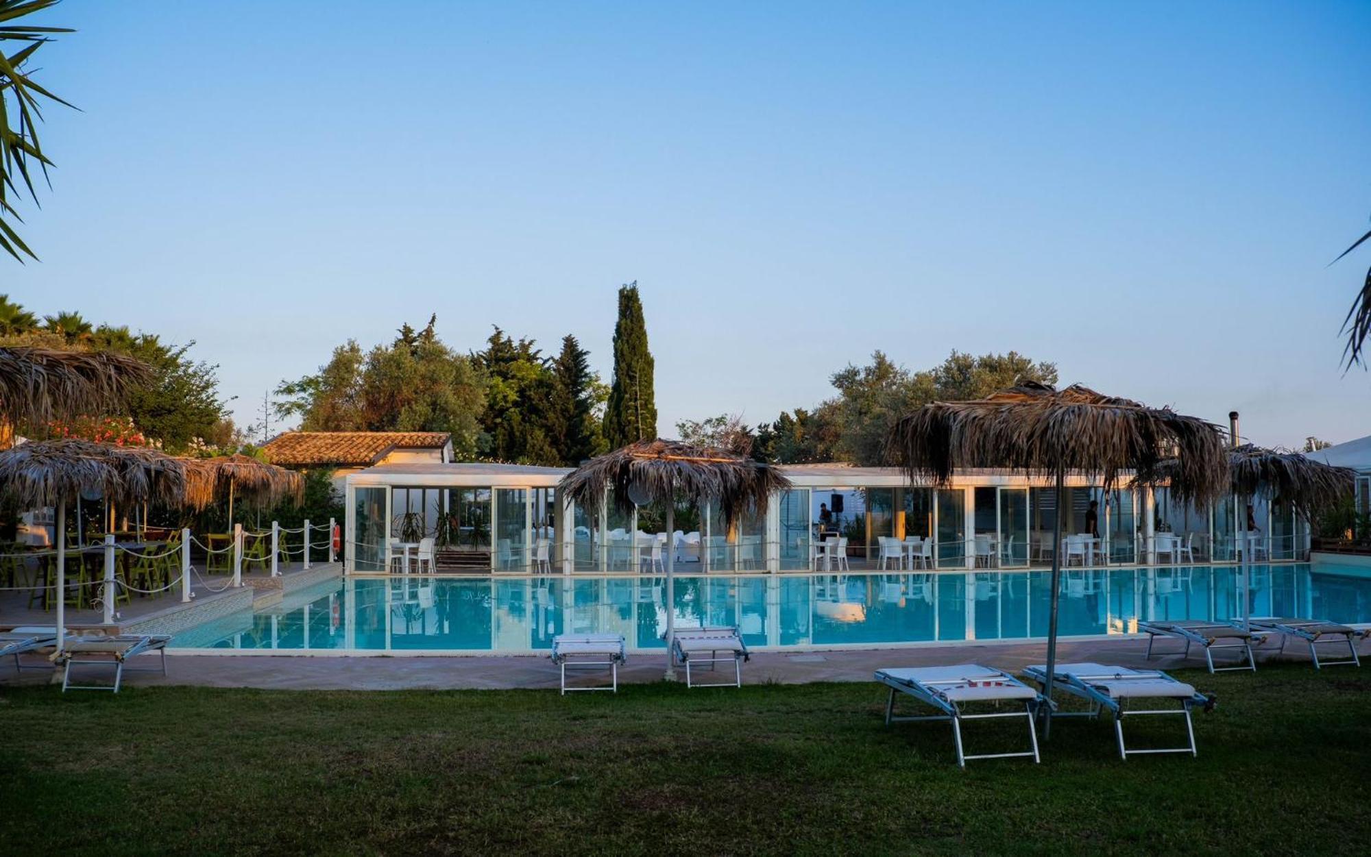 Valle Di Mare Country Resort ฟอนตาเน บีอานเก ภายนอก รูปภาพ
