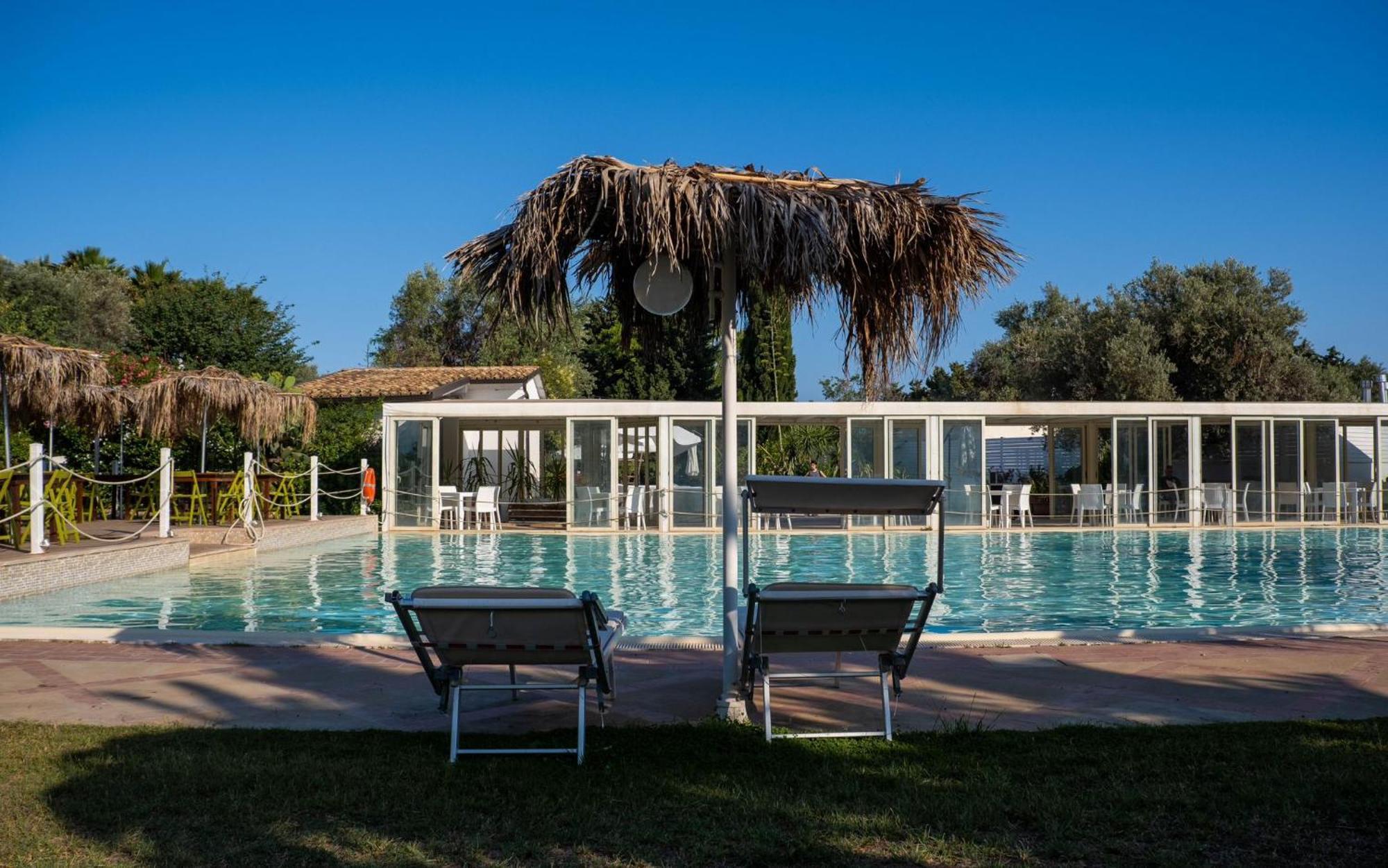 Valle Di Mare Country Resort ฟอนตาเน บีอานเก ภายนอก รูปภาพ