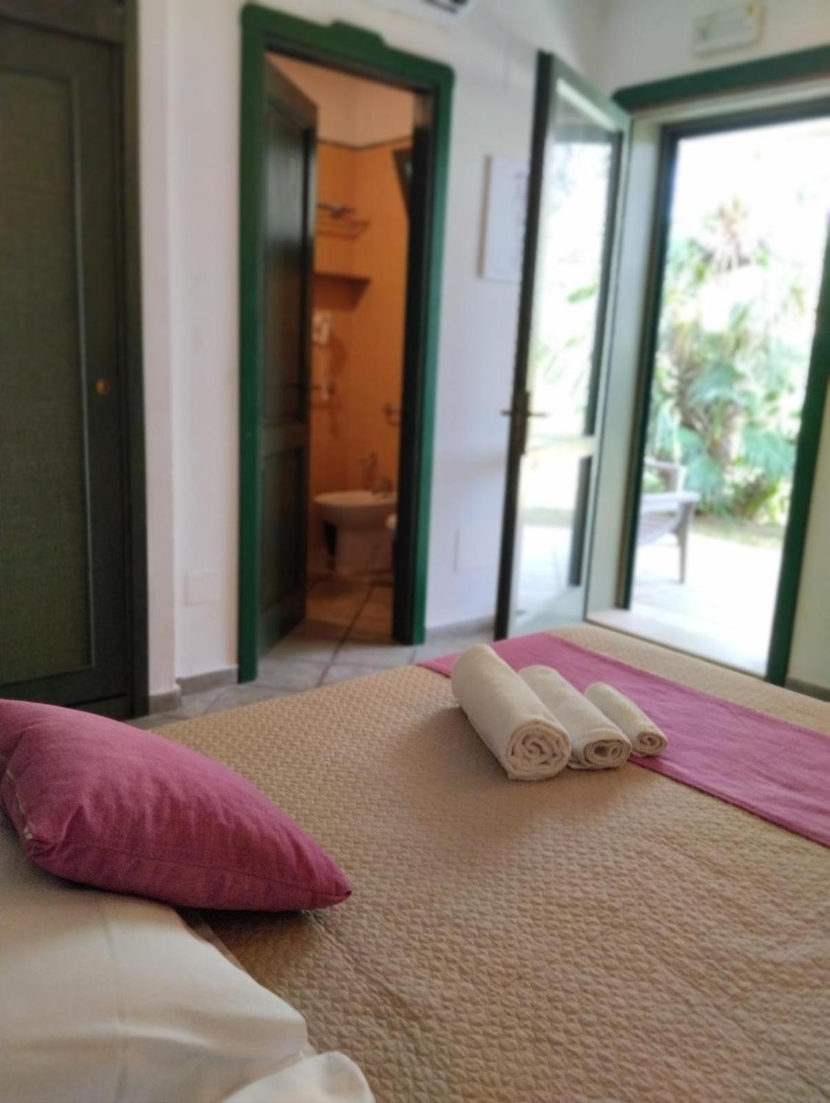 Valle Di Mare Country Resort ฟอนตาเน บีอานเก ภายนอก รูปภาพ