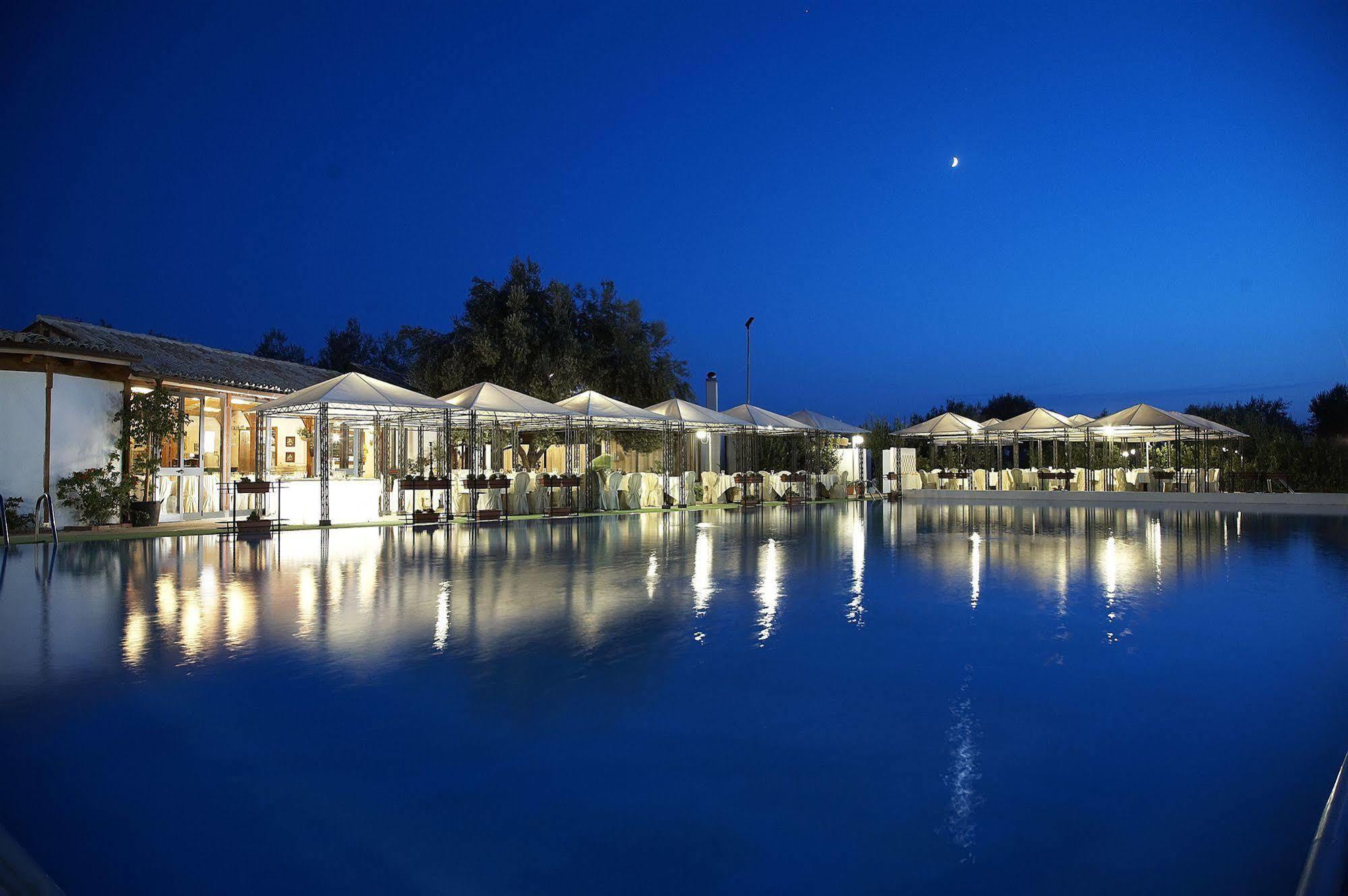 Valle Di Mare Country Resort ฟอนตาเน บีอานเก ภายนอก รูปภาพ